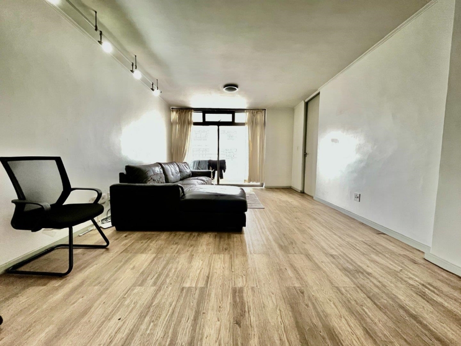 2 Bedroom Property for Sale in Claremont Upper Western Cape